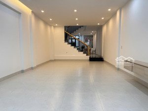 bán nhà đẹp 3 tầng 3pn đường 5m5 ngay trung tâm quận sơn trà, gần cầu rồng và trần thị lý- 12,8 tỷ