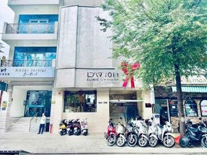 cho thuê nhà mặt tiền số 96a - 96b nam kỳ khởi nghĩa, quận 1. dt: 8x20m, 350tr/tháng