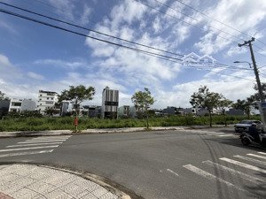 chủ cần bán nhanh lô góc cồn dầu hoà xuân đà nẵng siêu đẹp đường cồn dầu 15 và đỗ quỳ dt 164,5m