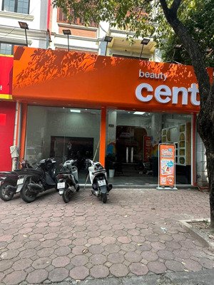 cho thuê nhà mặt phố trần quang diệu - đống đa, dt 90m2, mặt tiền 7 m, giá 40 tr, thông sàn