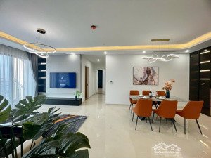 hiếm. bán chung cư the diamond residence. diện tích 161m2, 4 ngủ 3wc, đủ đồ. giá 2x tỷ. 