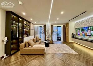 Giá rẻ! Bán chung cư Vinhomes Dcapital, Trần Duy Hưng, 112m2, 3pn- 12,6 tỷ