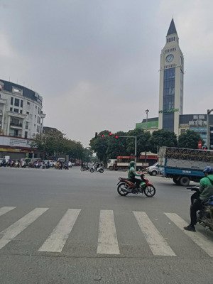 biệt thự văn phú - hà đông - hà nội diện tích 216m2 mt9.78m nhà 3 tầng thang máy nhập khẩu