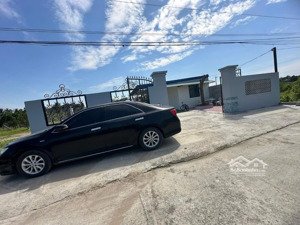 bán nhà vườn nghỉ dưỡng 760m2 lúa + 117m2 thổ thuộc ấp 8, phước tân hưng, châu thành, long an