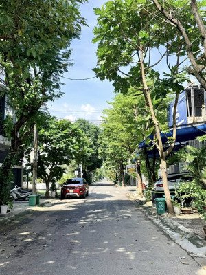 cần bán gấp nhà mặt tiền trần quý khoách, đà nẵng, dt 90m2 3 tầng giá 6.79 tỷ tl