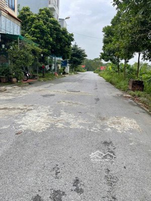 bán đất phân lô lk1-23 trục chính đường to khu dịch vụ 1 đồng mai - hà đông - đẹp không lỗi lầm gì