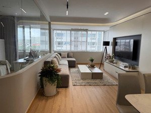 bán căn hộ mỹ khánh 1 - 3pn 112m2 view hồ bơi, giá bán 9 tỷ, nhà đang có hđt
