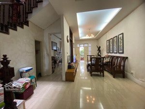 chủ nhà cần tiền - bán nhanh - bt ciputra 126m2 - 36 tỷ - rẻ nhất ciputra. cạnh cv và trường qt