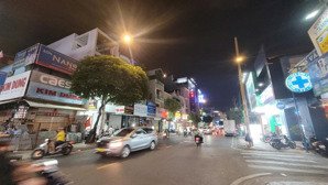 mt văn cao kinh doanh cực sung . dt 4x17m. cn đủ 68m2 đất. nhà nát tiện xây mới. giá 12.4 tỷ còn tl