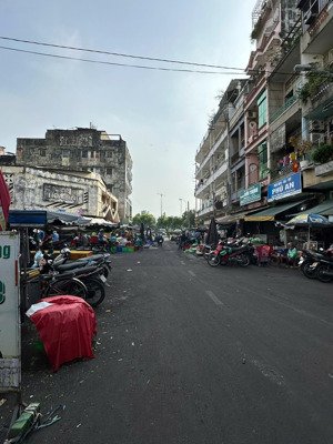 bán nhà mặt tiền đào tấn, p. 5, q. 5 dt: 3.9 x 16m, 3 lầu sẵn