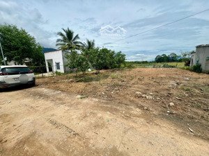 bán nhanh 3 lô suối cát ngay khu dân cư cách tỉnh lộ 3 chỉ 100m, xây ở được ngay