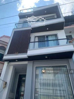 siêu phẩm nhà phan văn trị kế bên emart - ngang khủng 6m - hẻm 8m xe tải quay đầu - hẻm bàn cờ.