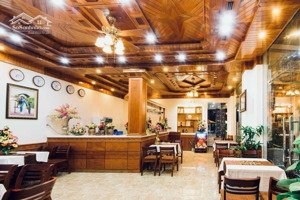bán villa mặt tiền cửa đại - hội an.