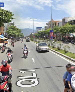 đất mt tôn đưc thắng . gần ngô thị nhậm . liên chiểu, tp đà nẵng.
- diện tích: 2800m2 ngang 33m