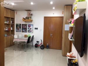 Bán chung cư HimLam Thạch Bàn, 61m2 2PN full đồ giá 3.9 tỷ