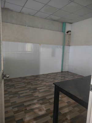 cho thuê kho phú tân, tp mới bình dương. dt: 7.5x20 = 150m2, giá 12tr/tháng