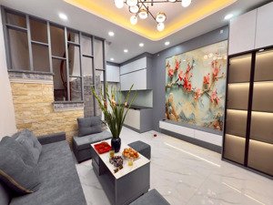 nhà đẹp, cách 1 nhà ra phố, kinh doanh online, phố hồng mai 26m, 5 tầng, giá 9.15 tỷ.