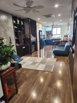 bán căn hộ chung cư sunrise building 3, 5,5 tỷ, 84m2, view đẹp, phúc đồng, long biên, hà nội