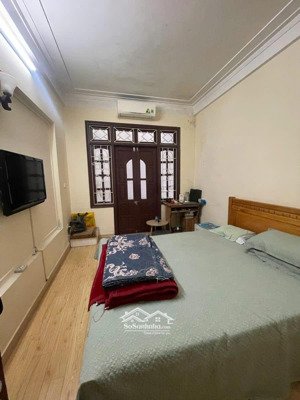 cần bán gấp nhà đẹp 4 tầng kim giang hoàng mai 39m 8,9 tỷ