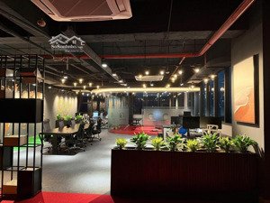 cho thuê văn phòng 180m2 đầy đủ nội thất tại ngoại giao đoàn, bắc từ liêm giá 250k/m2
