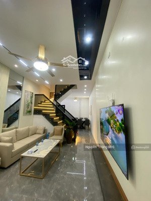 bán nhà khu phân lô quân đội, hoàng văn thái, thanh xuân, ô tô nữa, 2 thoáng, full nội thất