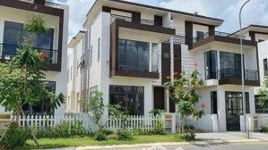 bán biệt thự trần anh riveside.8x14 sổ hoàn công giá 3tỷ150,sang tên công chứng ngay