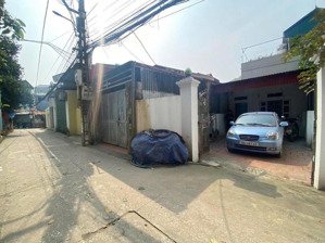 bán gấp trục chính xóm mít cổ loa giá đầu tư