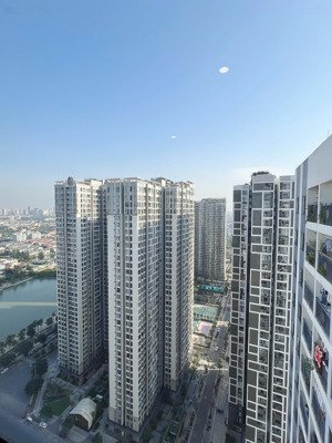 chính chủ bán căn 2 + 64m2 tòa i4 imperia smart city full đồ - view hồ