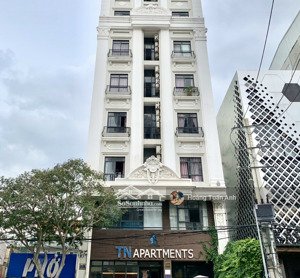 hàng hiếm! bán tòa chdv mt cao thị chính, q7 dt: 8x24m h + 8 tầng, hđt 300tr/tháng, gấp 50 tỷ