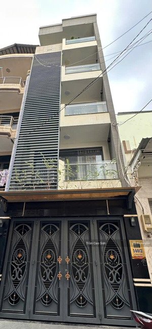 cho thuê nhà hxh lê minh xuân,ngay chợ vải tân bình.dt:4.5x17m- 5 tầng giá 40tr/tháng tl