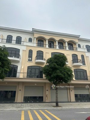chính chủ cần bán căn shophouse cl15 70m2 sát 30 tòa chung cư đông đúc, giá 13.5 tỷ.lh 