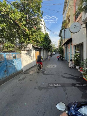 bán nhà hxh lê văn sỹ,phường 13,quận 3.dt: 4.2x27m, 4 tầng giá 25 tỷ tl(hẻm cực đẹp thông xe hơi)