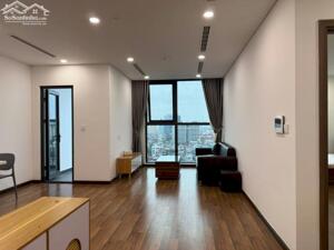 BÁN CC MIPEC XUÂN THỦY. 84M. 2N.2VS. 11 TỶ SỔ ĐỎ CC. TẦNG CĂN ĐẸP. 0974 687 037