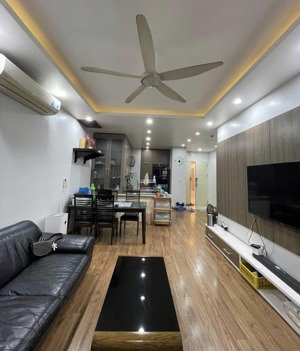 chính chủ bán căn 94m2 rẻ nhất thị trường. tầng trung, 2pn-2vs full nội thất. cửa tb, ban công đn