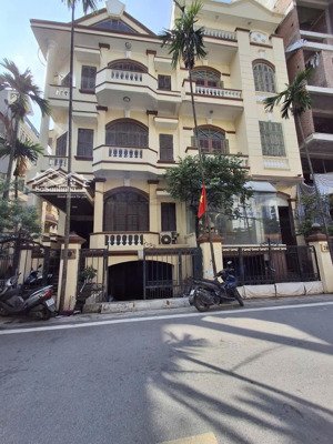 cho thuê biệt thự phố hàng bún - ba đình diện tích 400mx5t, sân:100m, mặt tiền:12m