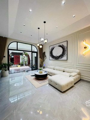 bán nhà quận gò vấp, cạnh emart phan huy ích,76,5m2 ngang 4.5m dài 17m giá 9,898 tỷ