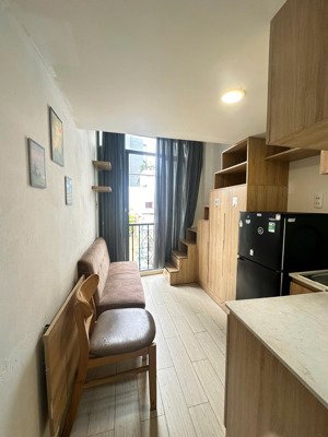 cho thuê căn hộ duplex (gác) q4, đường bến vân đồn, gần đh luật, đh nguyễn tất thành, chợ xóm chiếu