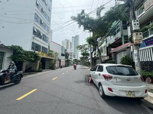 siêu phẩm nhà 2 tầng 2 mặt tiền độc quyền tại vĩnh hòa, vị trí hiếm có, gần biển, giá 25,7 tỷ