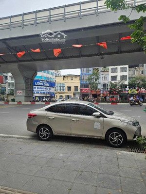 minh khai 27/33m2 9,2tỷ ô tô cách 20n, 2mặt thoáng full công năng