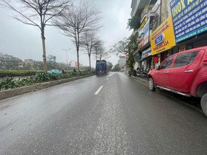 bán nhà mặt phố đường bưởi, ba đình, giá 6,5 tỷ. lh ngay 