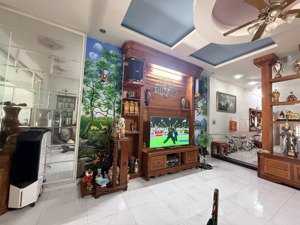 biệt thự 2 mặt tiền kinh doanh đông hòa nội thất gỗ gõ đỏ gần metro giá 10,5 tỷ