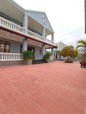 nhà biệt thự lô góc giá rẻ dt 425m2 gần bv nhi đồng