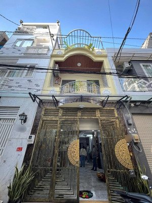 hẽm to - nhà đẹp nguyễn xí bình thạnh 4x12m 3 tầng 3wc ở ngay. giá 8,7 tỷ tl khách thiện chí