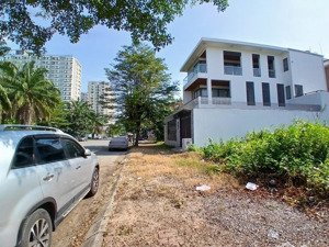 bán đất mặt tiền d1 kdc nam long phước long b 240m² trục chính 20m