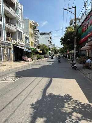 bán gấp đất, dt ( 8x16m2 ), tân sơn, tân bình, hẻm thông 10m. gần ga t3