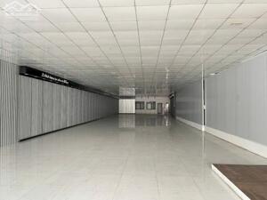 CHO THUÊ MBKD MỚI ĐẸP MẶT TIỀN QUỐC LỘ 1A, BÌNH CHÁNH 820M2 GIÁ RẺ 40TR- ĐƯỜNG CONT