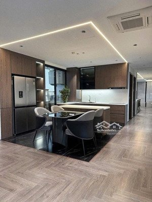 nhà đẹp giá tốt! chủ nhà vừa bán vừa ra lộc!!! giá 7.x tỷ có thương lượng