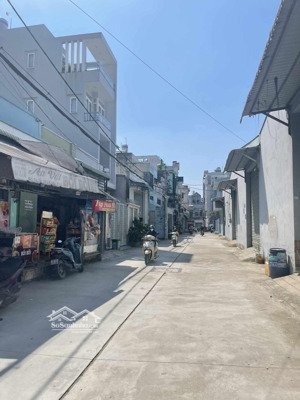 nhà 2 tầng, 80m2, hẻm xe tải lưu thông - gấp bán