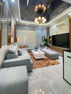 ngay bảy hiền, 84m2, lạc long quân, gần sân bay tân sơn nhất, chỉ hơn 8tỷ