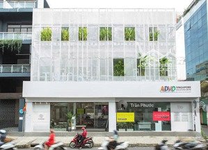 nhà góc 2mt nguyễn văn thủ - trần doãn khanh p. đa kao quận 1 - dt: 16 x 17.2m kc: trệt, 1lầu